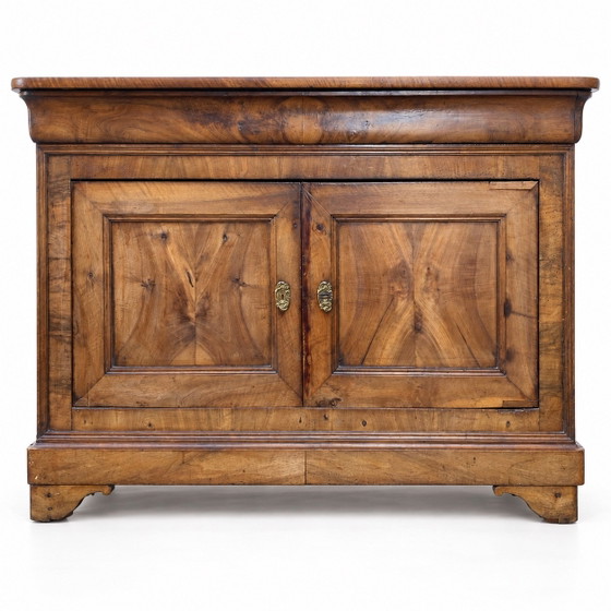 Louis-Philippe Sideboard aus Nussbaumholz aus dem 19. Jahrhundert (photo 7 of 7)