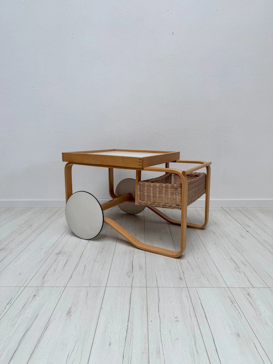 Vintage Alvar Aalto Model 900 Tea Serving Trolley for Artek Finland, Bar carts, Wood, Beige (photo 6 of 9)