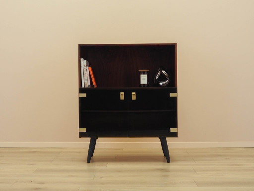 Danish Display Cabinet in Contrasting Veneer with Glass Doors and Black Tapered Legs, 1970s – boekenkasten (photo 2 of 12)