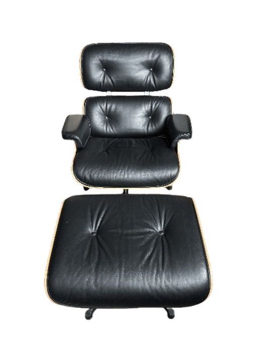 Poltrona e pouf Vitra Eames Lounge Chair – Pelle nera Premium Nero – Condizioni perfette (incl. fattura e certificato)