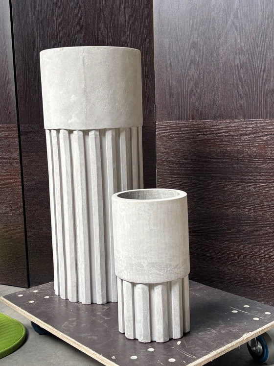 Image 1 of Jardinera de hormigón de diseño Serax de Arjaan De Feyter y Tim Vranken