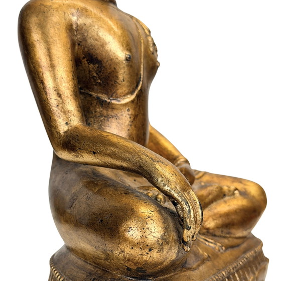 Antiker Thai-Buddha in Bhumisparsha – Rattanakosin, 19. Jahrhundert – Bildhauerei, Bronze (photo 7 of 11)