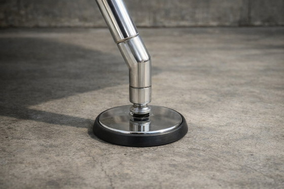 Image 1 of Table design Tecno Nomos – design Norman Foster