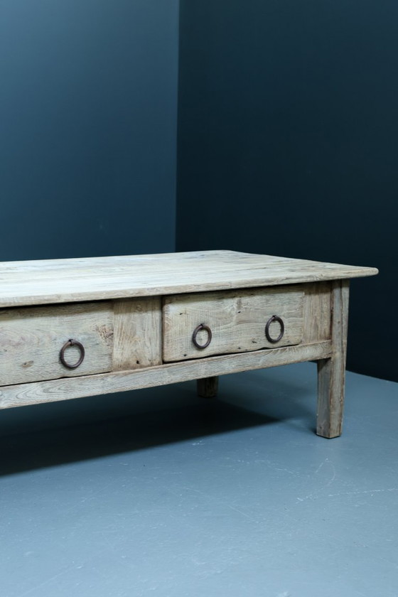 Image 1 of Coffee table Spanish Farm Table