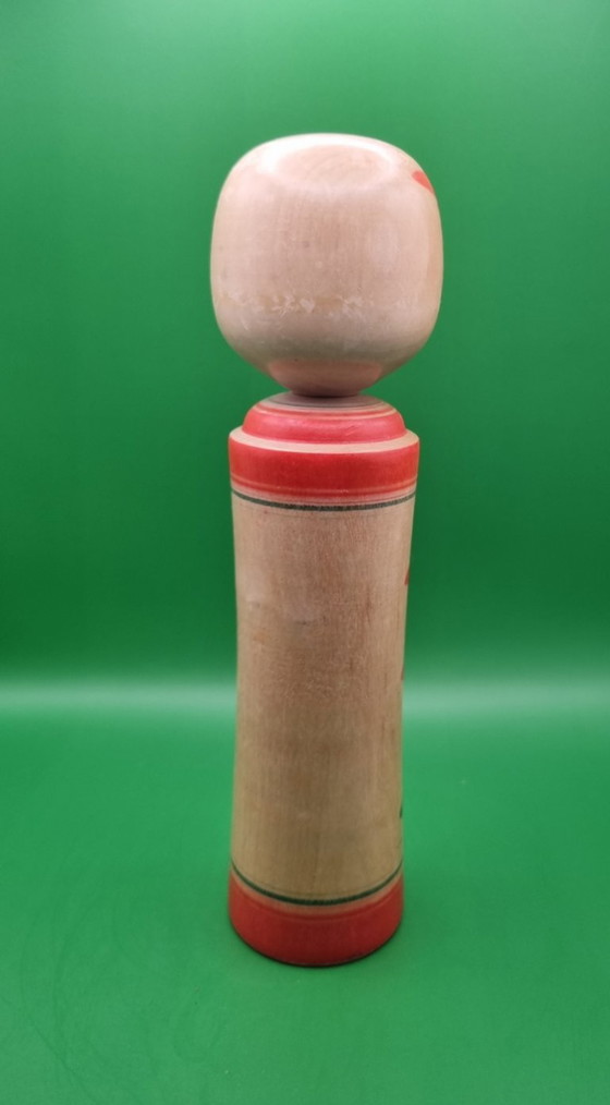 Kokeshi Naruko vintage di Okazaki Jinji (1929-2004) – Oggetti decorativi, Legno (photo 3 of 6)