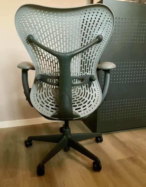 Sedie da ufficio Herman Miller grigie 2 pezzi in ottime condizioni