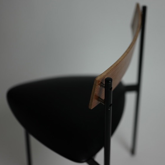 Chaise trépied Günter Renkel “Twen” Modèle 8700 pour Rego Mobile Möbel — Conçue c. 1957, Allemagne, années (photo 5 of 17)