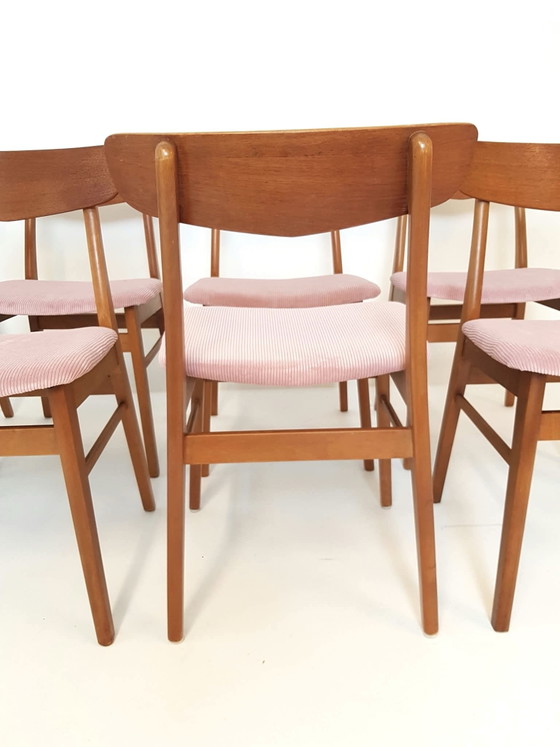 8 Danish Farstrup Dining chairs newly upholstered pink corduroy – Wood, Textile (photo 11 of 15)