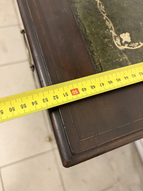 Image 1 of Engels tafel bureau dames bureau 