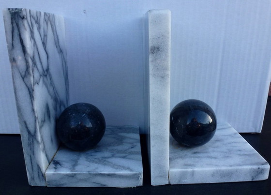 Image 1 of Vintage marmeren Boekensteunen (2)