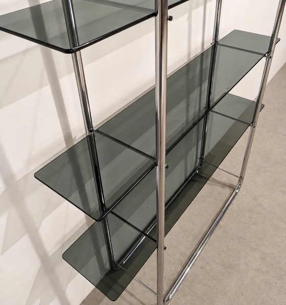 Scaffali a muro vintage cromati con vetro fumé – Anni '70 – Space Age – Glass (photo 8 of 9)
