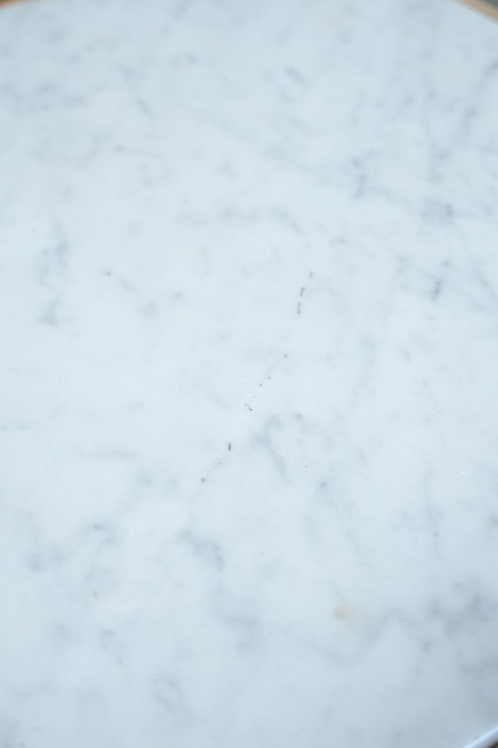 Image 1 of Antico comodino/tavolino da ingresso in legno a 1 anta con piano in marmo chiaro