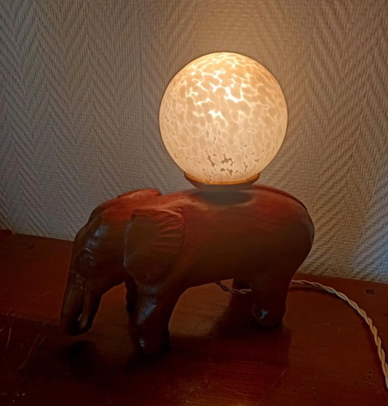 Image 1 of Lampada a forma di elefante in vetro Clichy, Art Déco