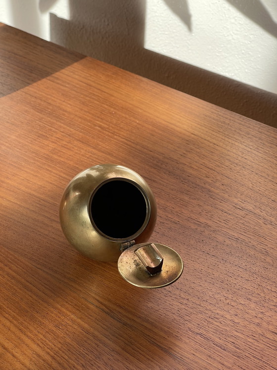 Image 1 of Vintage Italiaanse messing appelvormige asbak