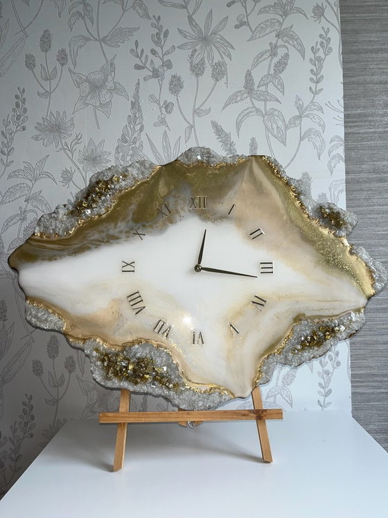 Image 1 of Horloge murale exclusive en résine époxy
