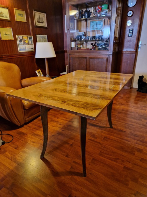 Wood veneer bridge table
