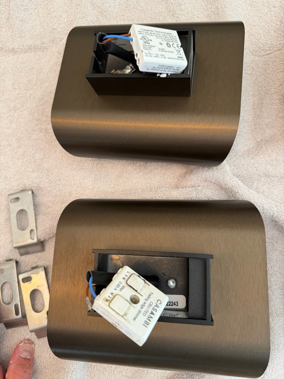 Set di 4 applique di design up- e downlighter con controllo smart – Modular, Metallo, Ottone (photo 2 of 8)