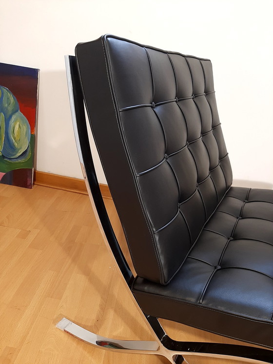 Image 1 of Knoll Set Barcelona New-Never Used Black Leather Design by Ludwig Mies Van Der Rohe and Lilly Reich (1929)