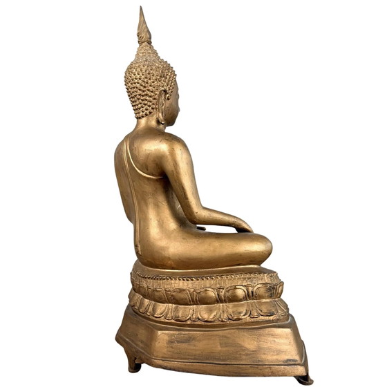 Thailändischer vergoldeter Bronze-Buddha auf Lotussockel – ca. 1920 – H 55 cm – Bildhauerei (photo 4 of 10)