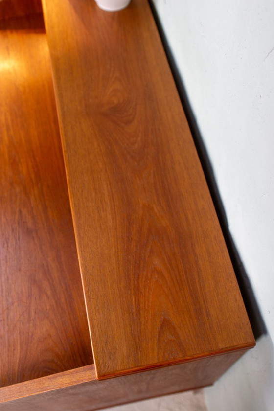 Image 1 of Vintage teakhouten secretair bureau, ladekast, Deens Riis Antonsen