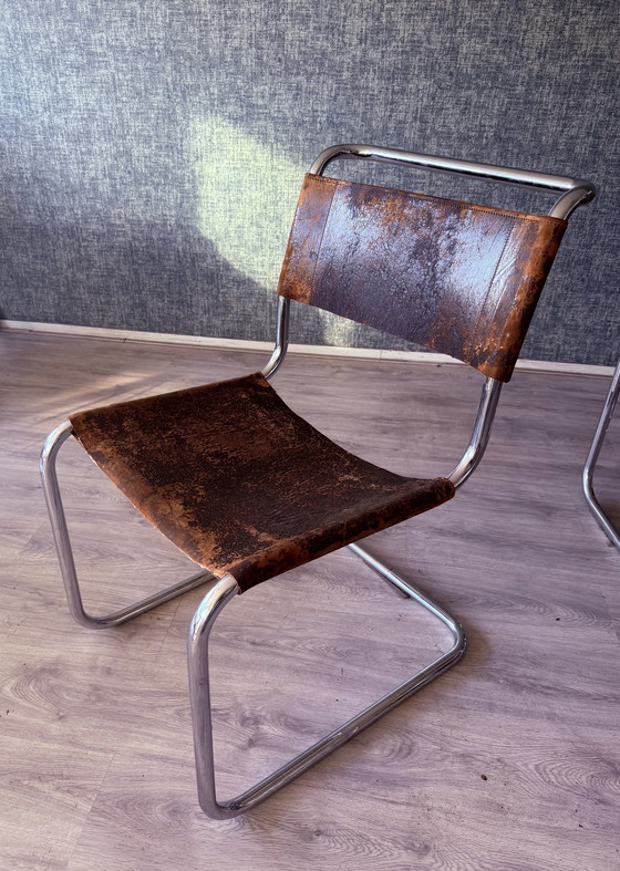 Image 1 of Vintage Thonet S33 van Mart Stam, met een bijzondere patina, circa jaren 60.