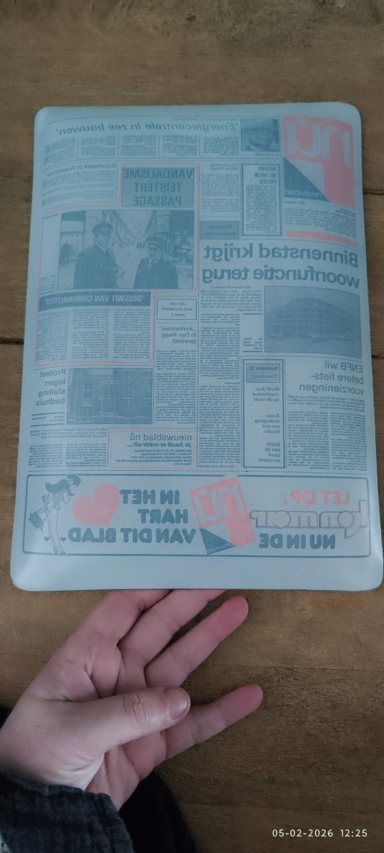 Image 1 of Giornale in ciotola di vetro vintage ORA