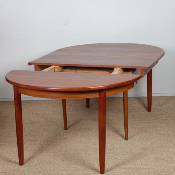 Image 1 of Large round extendable teak dining table, 1960