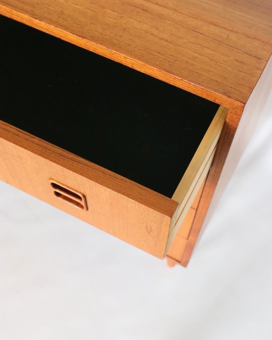 Image 1 of Cassettiera vintage in teak, mobile di design danese, stile retrò