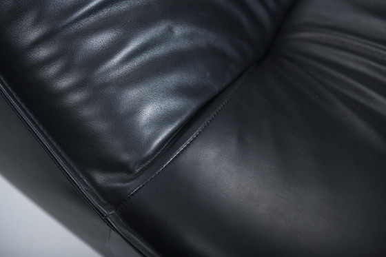 Image 1 of Vintage The Rock Lounge Chair with new leather by Gerard Van Den Berg - Montis