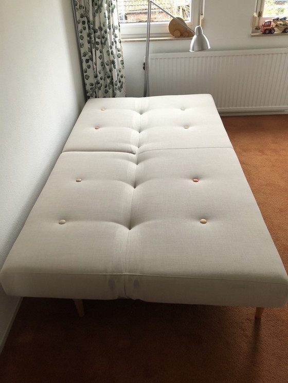 Image 1 of Elegantes Schlafsofa im skandinavischen Look
