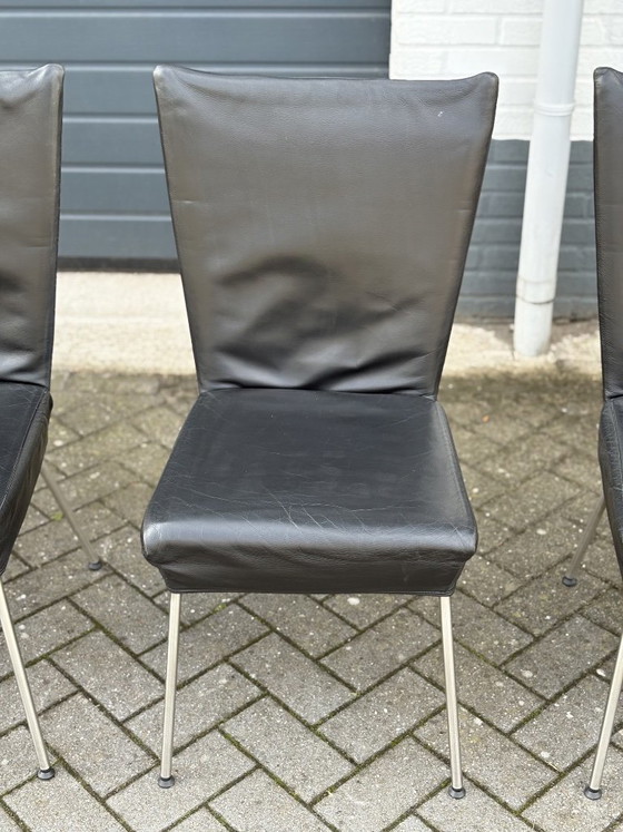 Orea Stoelen 6 Stuks – Label van den Berg, Eetkamerstoelen, Leather, Chrome (photo 7 of 17)