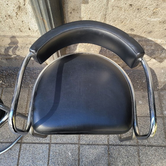 Image 1 of Coppia di poltrone Bauhaus, acciaio cromato e pelle nera, Movimento Moderno, anni '70 – Svizzera