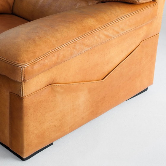 Poltrona in pelle cammello, realizzata da Roche Bobois. Vintage - Francia, anni '80. – Poltrone, Leather (photo 12 of 18)