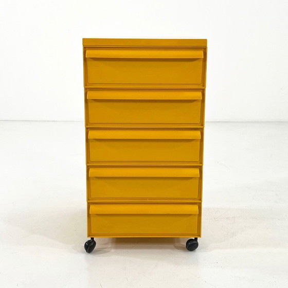 Image 1 of Commode à 5 tiroirs modèle 4601 sur roulettes, conçue par Simon Fussell pour Kartell, années 1970.