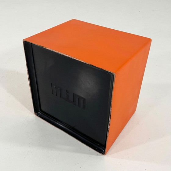 Image 1 of Oranje en witte kubusvormige kruk Il Kubile van MIM Roma, jaren 70