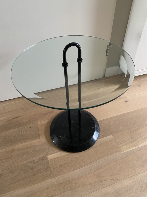 Image 1 of Table d'appoint en marbre Vico Magistretti Italie 1980
