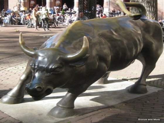 Image 1 of Taureau de Wall Street en bronze