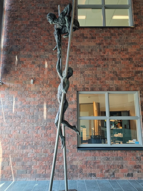 Image 1 of Sculpture monumentale unique en bronze de Hans Jouta