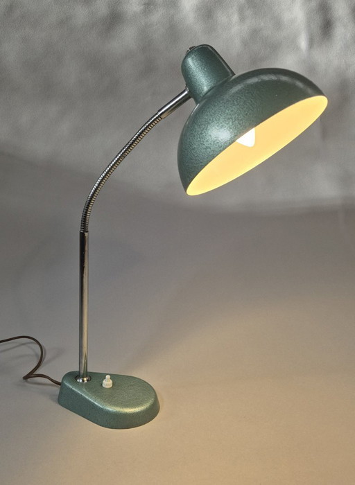 Lampada da tavolo da scrivania con braccio flessibile, verde