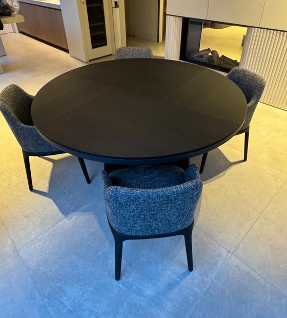 Image 1 of Poliform Kensington table 160cm round spessart oak