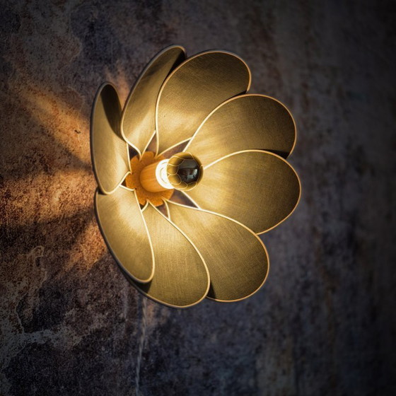 Image 1 of Flower wall lamp, Nymphéa model, 8 petals in rattan and fabric (customizable shade)