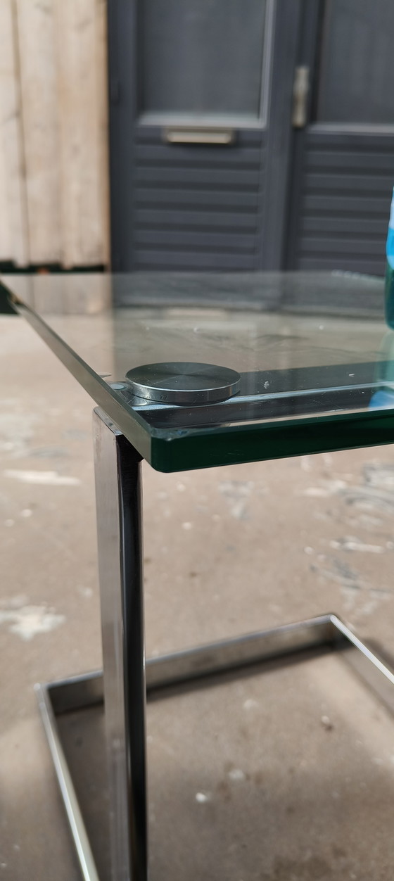 Image 1 of Tavolino laterale modernista Gebra in vetro cromato.