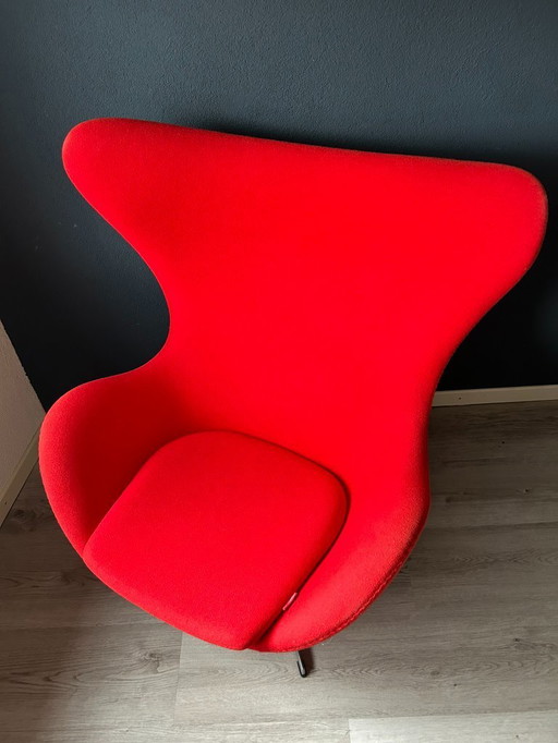 Fritz Hansen Egg Chair Rood