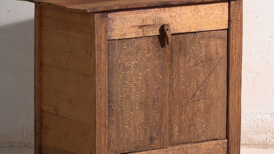 Ancien buffet bas en pin – Europe Centrale, circa 1870 (photo 3 of 40)