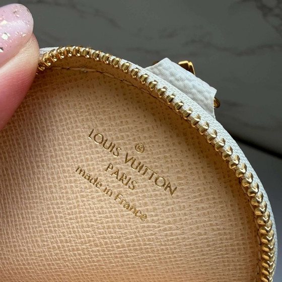 Louis Vuitton pink monogram giant by the pool Multi Pochette Accessoires – Andere Taschen, Leinwand (photo 15 of 17)