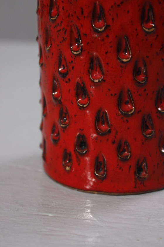 Image 1 of Vaso a cartiglio "Fragola" rosso e nero Fratelli Fanciullacci design Italia anni '50