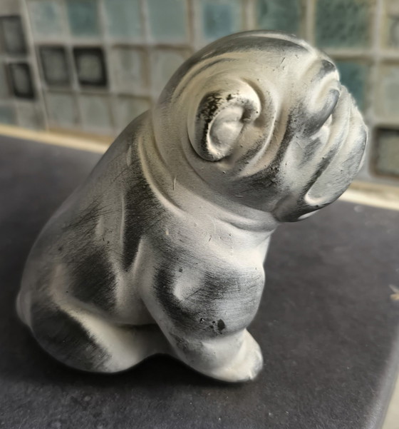 Image 1 of Bulldogge aus Stein