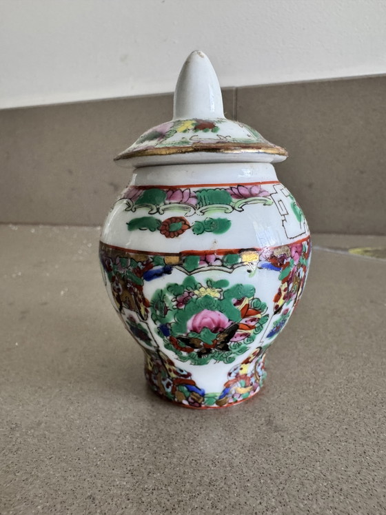 Chinese Ginger Jar – Vases, Porcelain (photo 2 of 6)