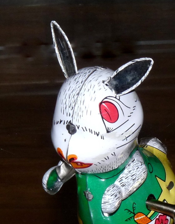 Image 1 of Wind-up Easter Bunny