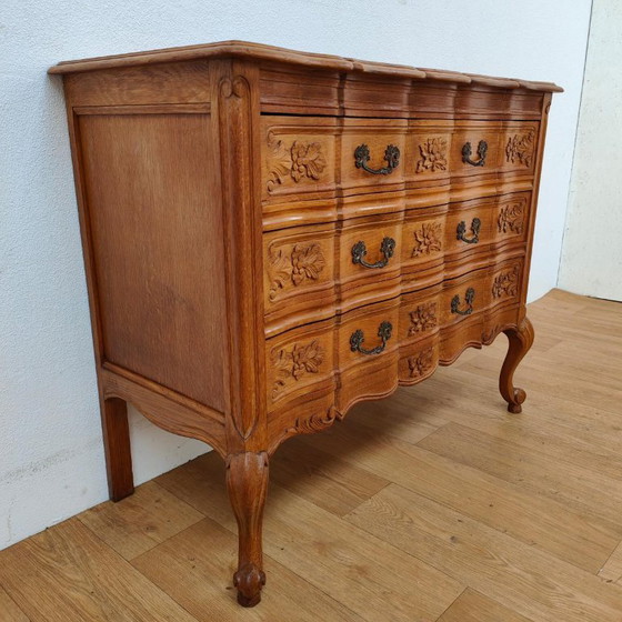 Vintage Queen Ann Chest of drawers – Wood (photo 7 of 12)